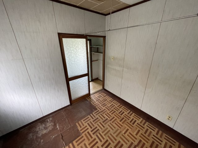 南今泉4881戸建ての玄関