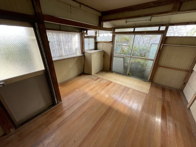 南今泉4881戸建ての洋室