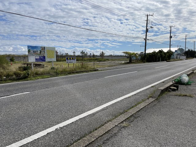 南今泉4881戸建ての前面道路含む現地写真