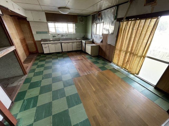 南今泉4881戸建ての居間・リビング