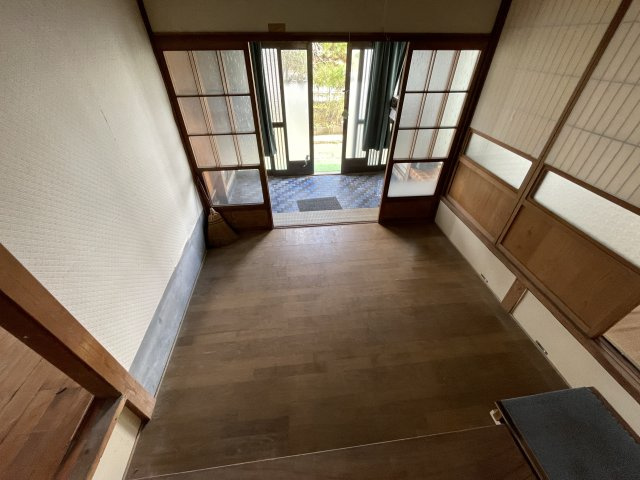 南今泉4881戸建ての玄関