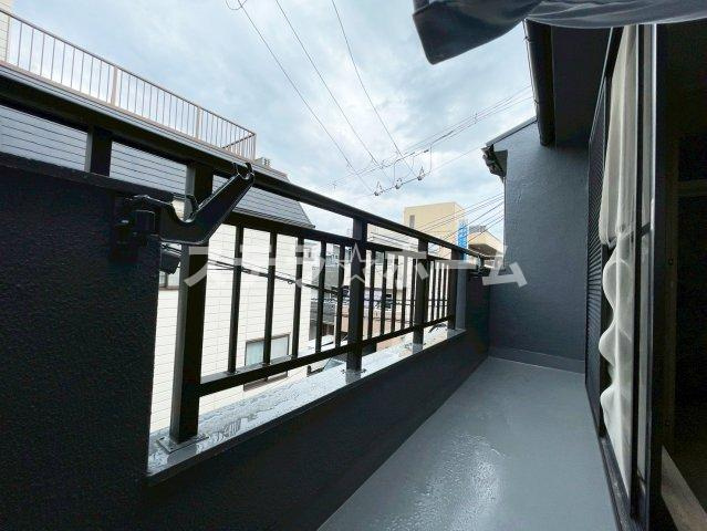 大道南1 中古戸建のバルコニー|バルコニーからの眺めを楽しみながら食事をしませんか