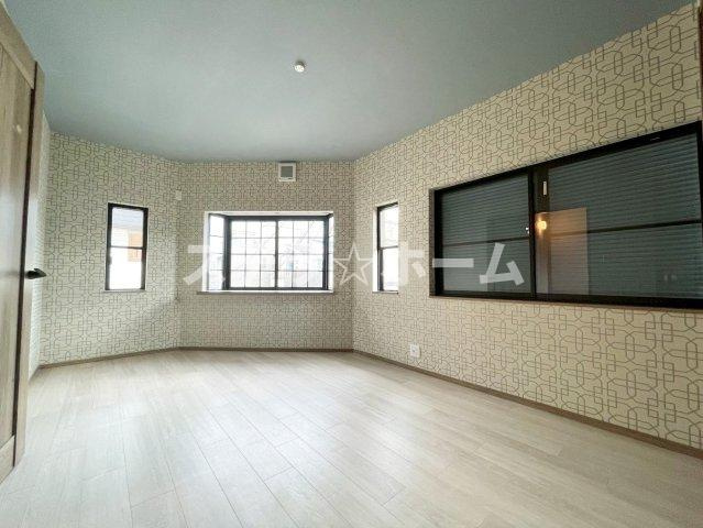 大道南1 中古戸建の洋室|使い勝手のいい洋室です