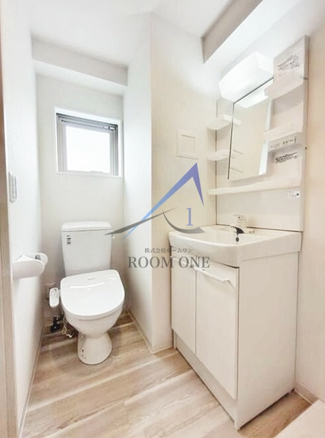 ブルーライトヨコハマ