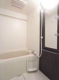 リブリ・TKグレイスビルⅢの浴室