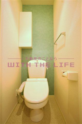 ランプロン【キャッシュバック対象】のトイレ|ゆったりとした空間のトイレです