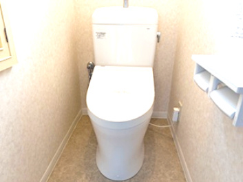 南大泉6丁目貸家のトイレ|ゆったりとした空間のトイレです