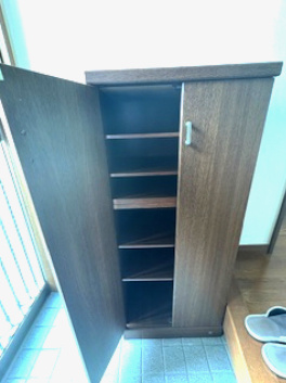 南大泉6丁目貸家の設備|下駄箱