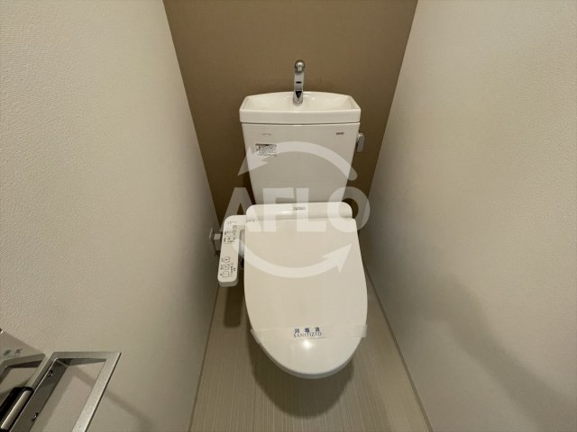 エスリード京橋アミュゼのトイレ|エスリード京橋アミュゼ　温水洗浄付き便座