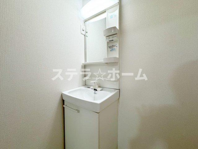 ユニーブル岡町の独立洗面台|独立洗面台で身支度をすべて済ませてしまいましょう