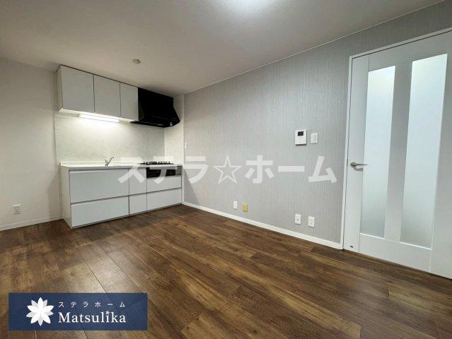 ユニーブル岡町の居間・リビング|使いやすいリビングです