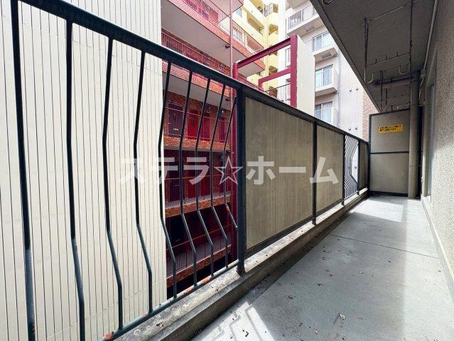 ユニーブル岡町のバルコニー|お洗濯にも便利なバルコニー付き