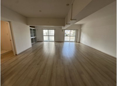 【居間・リビング】 | 世利ビル