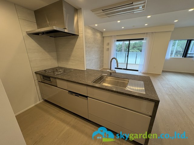 クリオ鵠沼海岸グランロワのキッチン|食洗機内蔵システムキッチン