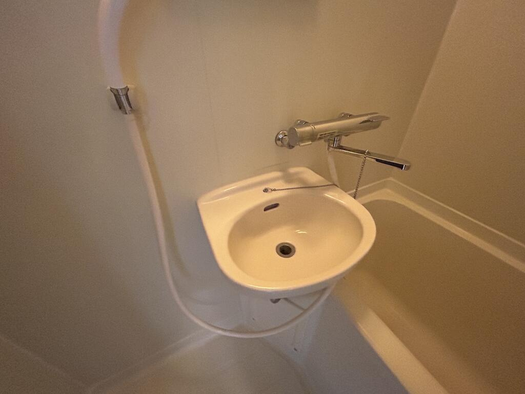 三宮UEハウスの洗面所