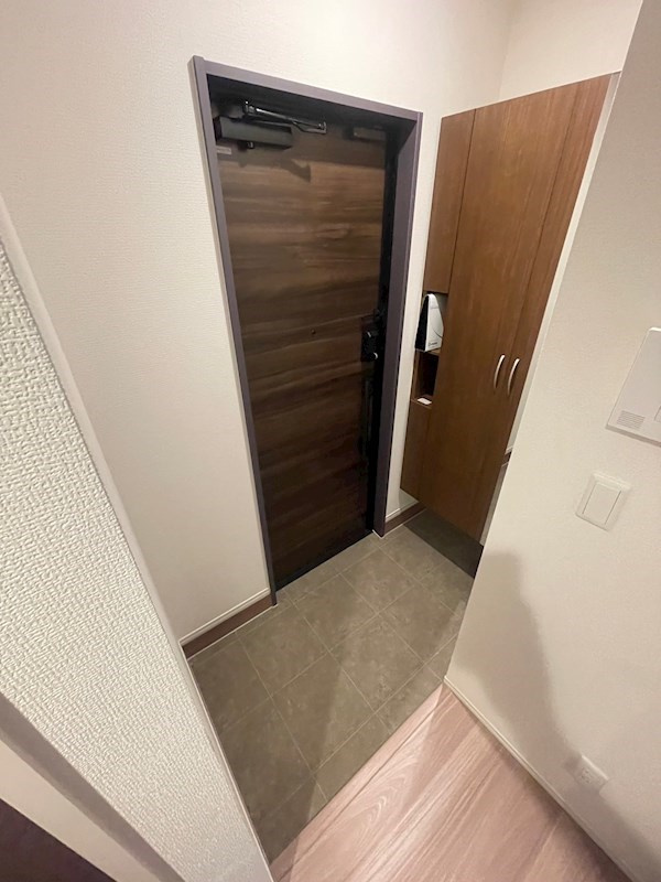 ラポール岡本【仮称】D-room西岡本の玄関