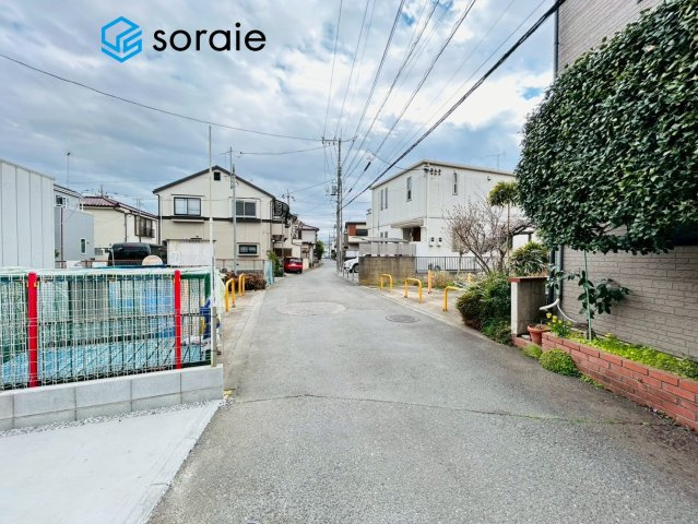 入間市東藤沢24期　新築戸建て　グラファーレの前面道路含む現地写真|3/19　撮影