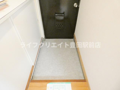 【玄関】 | ホウユウビル