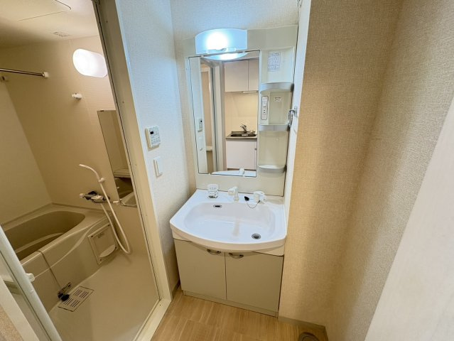 アンクレージュ西船橋の独立洗面台