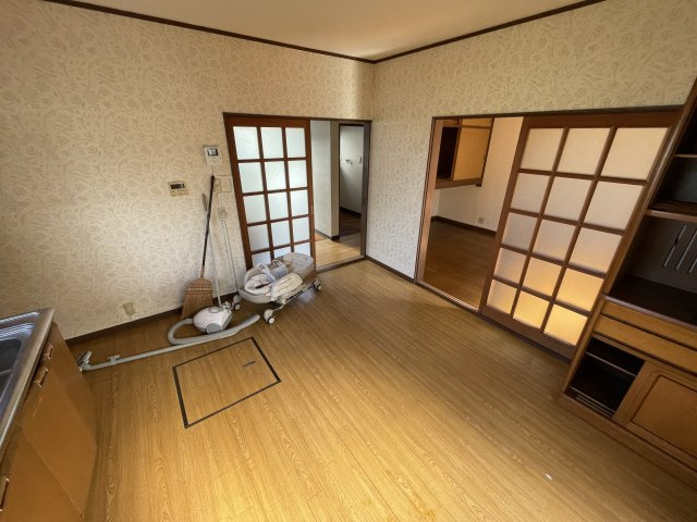 長生村岩沼　3DKの洋室