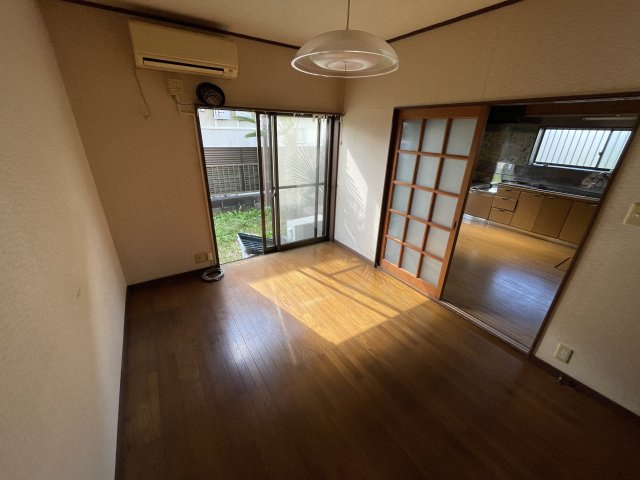 長生村岩沼　3DKの洋室