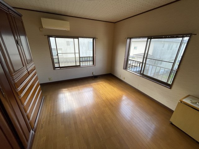 長生村岩沼　3DKの洋室