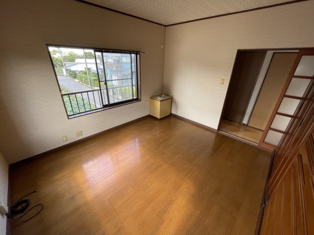 長生村岩沼　3DKの洋室