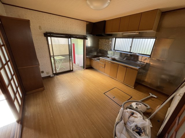 長生村岩沼　3DKの居間・リビング