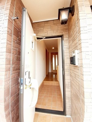 【玄関】 | シエル・ヴェルソーⅡ | ゆったりとした玄関です