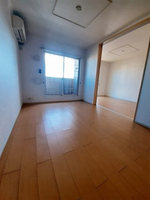 【居間・リビング】 | ホークヒルズ | おしゃれな居間です