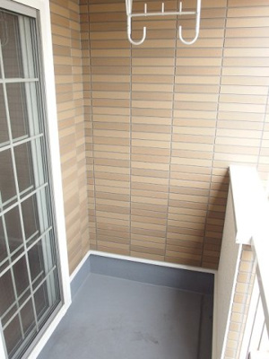 【バルコニー】 | ヴァンベールＢ | 暖かな日差しのふりそそぐバルコニー