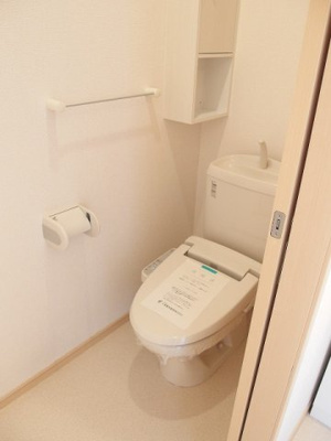 【トイレ】 | ヴァンベールＢ | 落ち着いた色調のトイレです