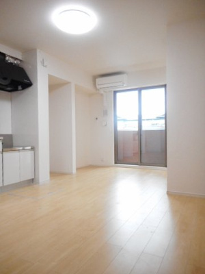 【居間・リビング】 | アルヴィータ | 使いやすい居間です