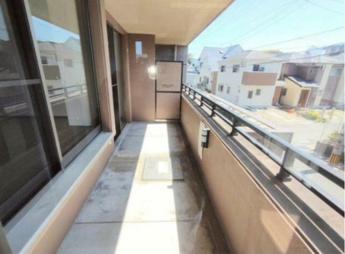 【バルコニー】