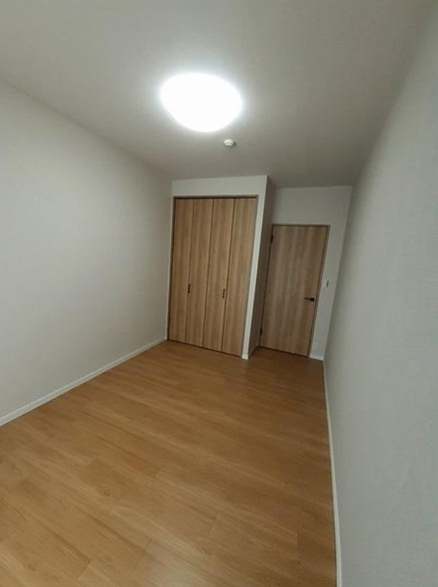 ルミナス横浜阪東橋【仲介手数料無料】の洋室