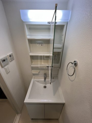 【独立洗面台】 | レオンコンフォート難波ノワール | レオンコンフォート難波ノワール　独立洗面化粧台