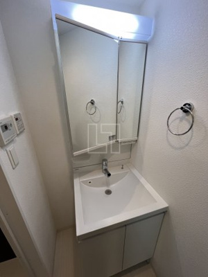 【独立洗面台】 | レオンコンフォート難波ノワール | レオンコンフォート難波ノワール　独立洗面化粧台