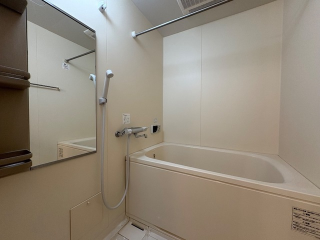 アクアB棟の浴室|※同タイプの部屋写真です