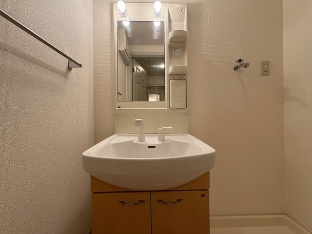 アクアB棟の洗面所|※同タイプの部屋写真です