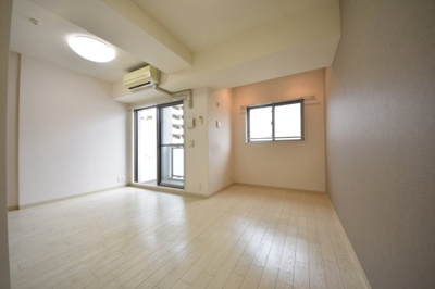 【居間・リビング】 | オーキッドレジデンス神戸三宮