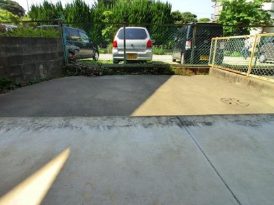 【駐車場】 | エクセレント１２