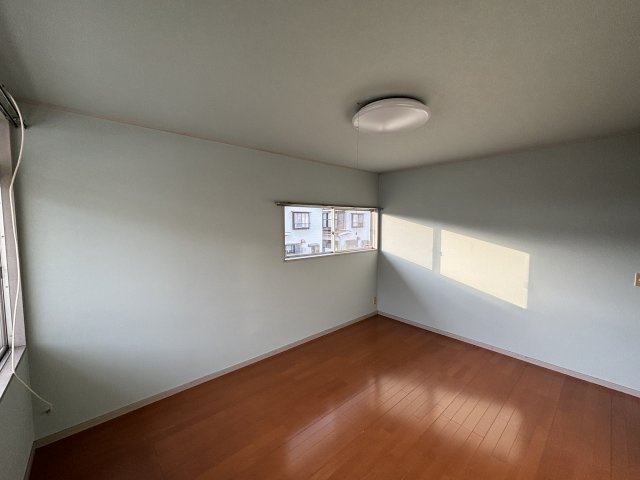 田名戸建の居間・リビング