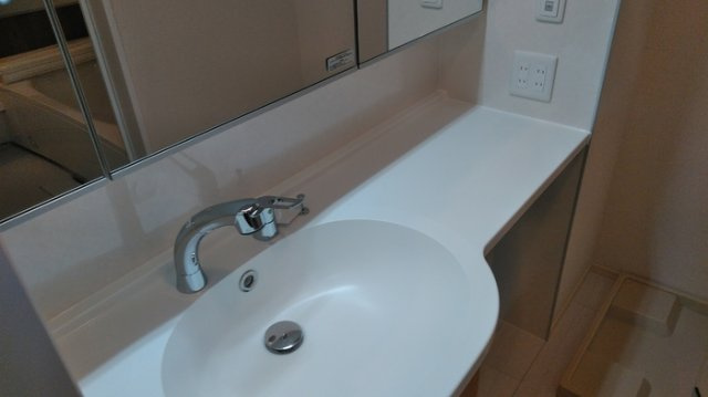 フルールの独立洗面台