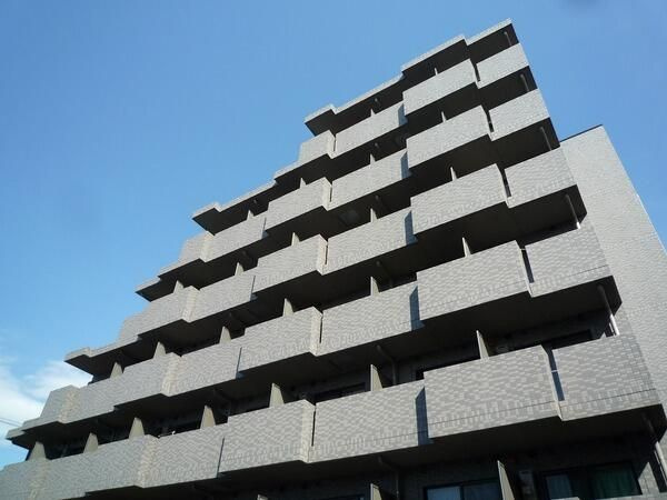 ルーブル都立家政弐番館の外観