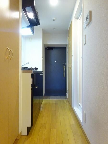 ルーブル都立家政弐番館の玄関