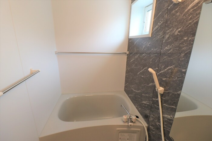 ベル フロレゾンの浴室