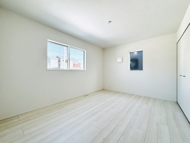 LIGNAGE 館林市高根町第1期　新築住宅3号棟の洋室