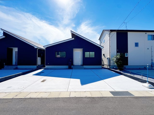 LIGNAGE 館林市高根町第1期　新築住宅3号棟の外観