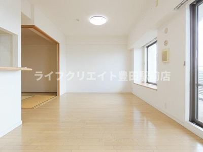 【居間・リビング】 | ニューロシティD棟