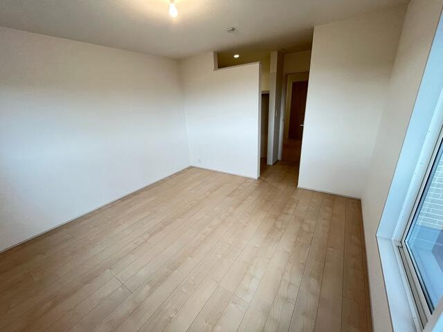 リーブルガーデン第１下野大光寺　新築一戸建ての洋室